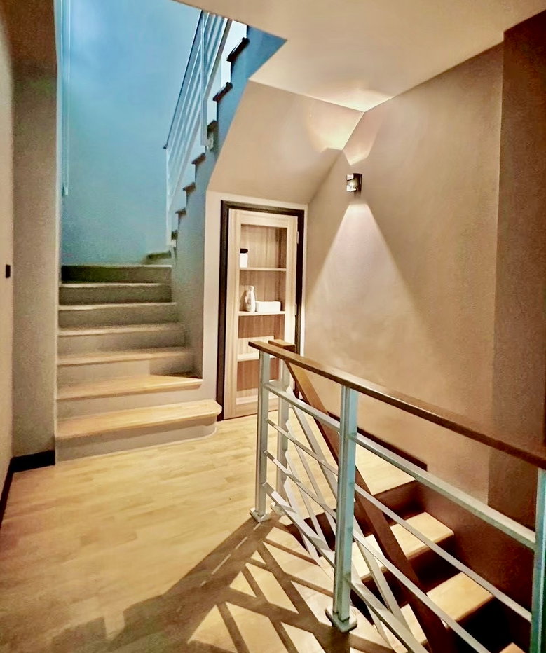 รูป ขายทาวน์โฮม 3 ชั้น บ้านกลางเมือง S-Sense พระราม 9 – ลาดพร้าว หลังมุม บ้านสวย รีโนเวทใหม่ทั้งหลัง ติดส่วนกลาง ใกล้โรงเรียนนานาชาติฝรั่งเศส - รูปที่ 27/45
