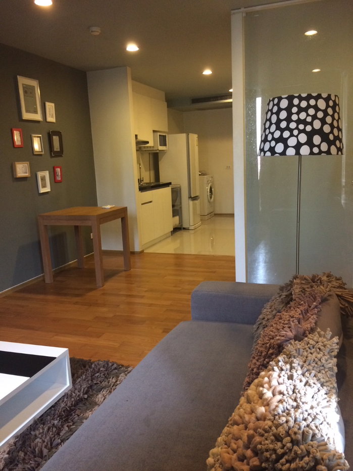 รูป For Rent Condo The Tempo Ruamrudee Fully furnished (S15-21705) - รูปที่ 2/12