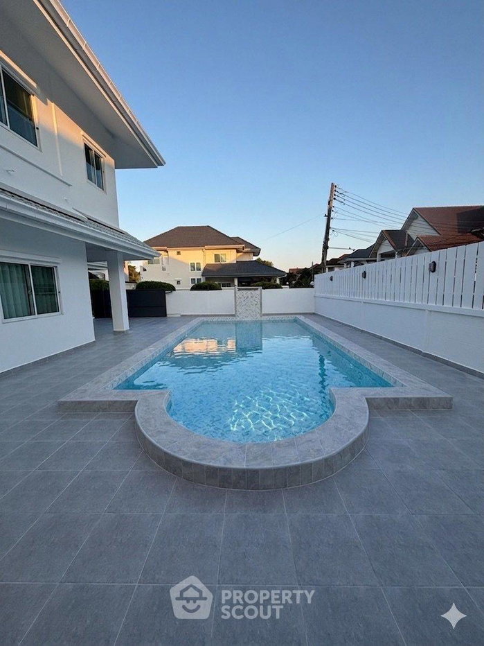 รูป บ้าน 5-ห้องนอน ที่ พัทยาปาร์คฮิลล์ 1 ใน ตะเคียนเตี้ย (ID 2804363) - รูปที่ 2/9