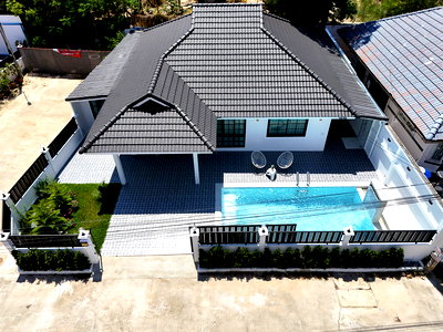 บ้านเดี่ยว บางละมุง ชลบุรี : Pool Villa for Sale East Pattaya Soi Khao Noi 3 Bedroom