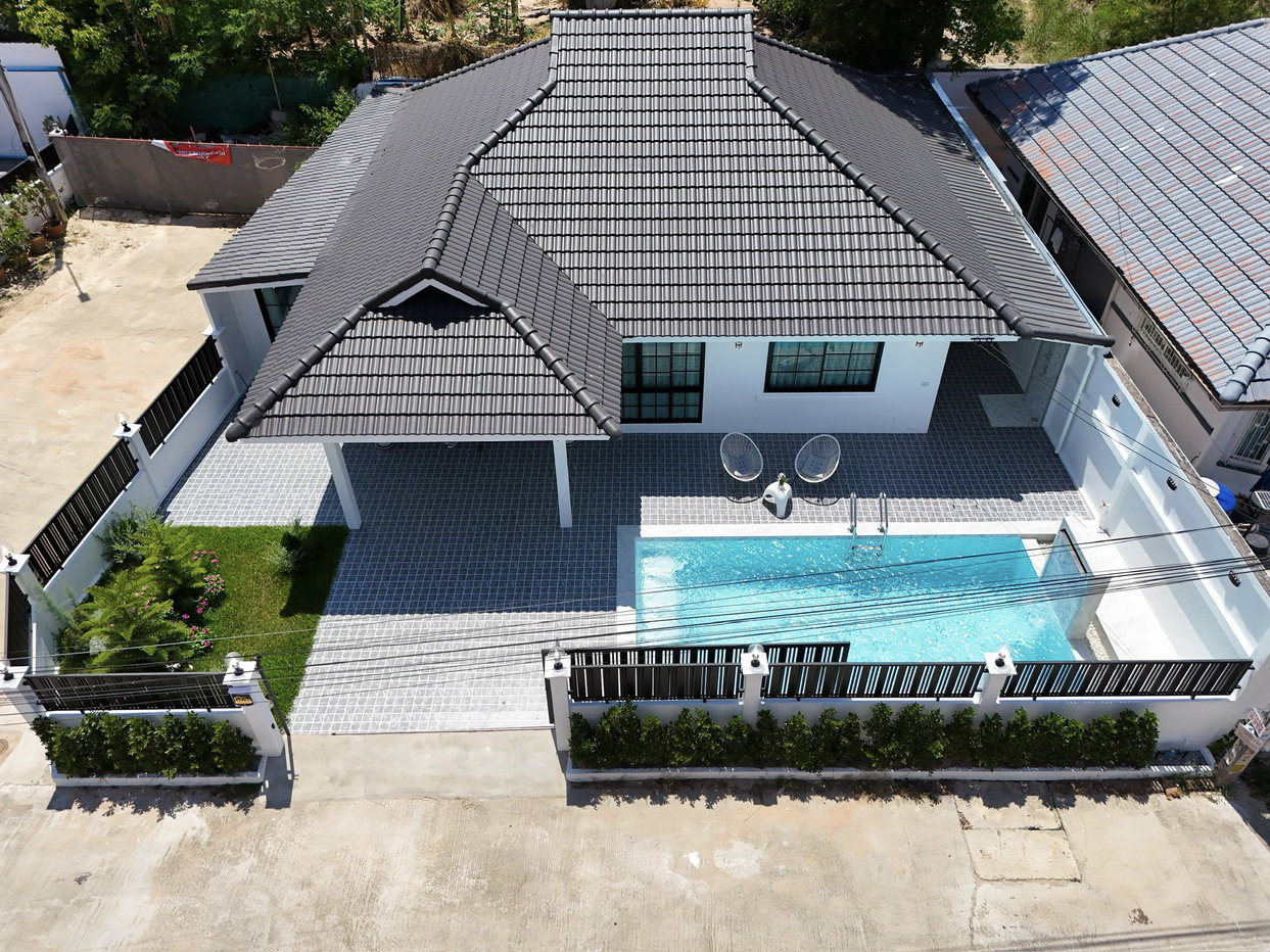 รูป Pool Villa for Sale East Pattaya Soi Khao Noi 3 Bedroom - รูปที่ 1/18