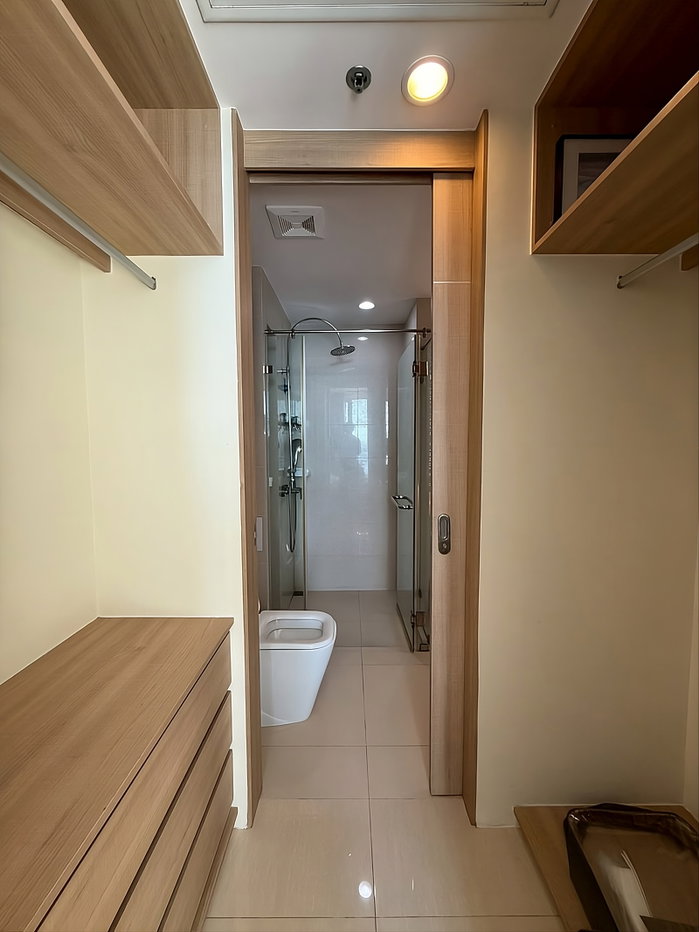 picture 1 Bedroom Condo for Sale at The Riviera Wongamat Pattaya - 5/9