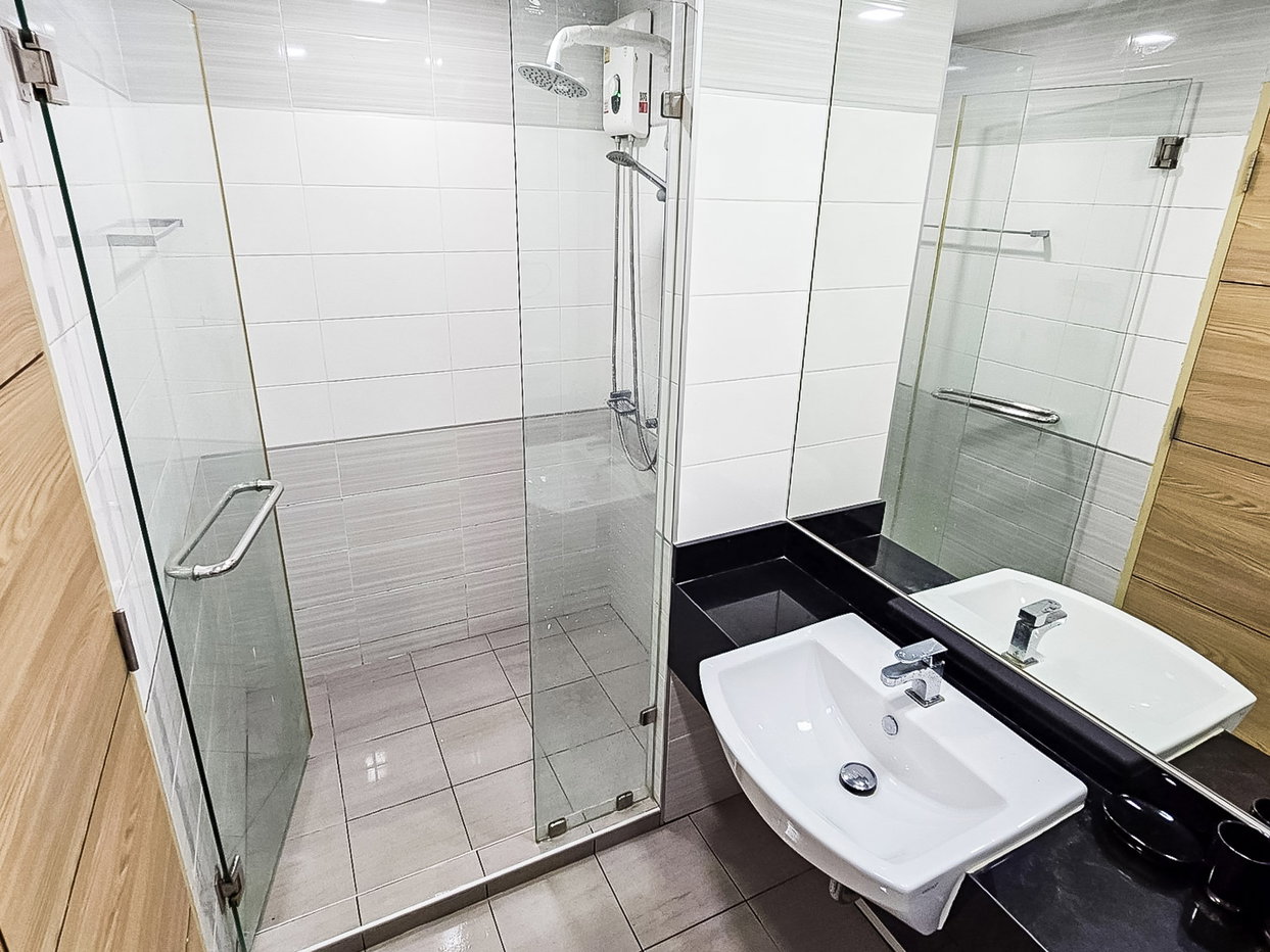 รูป Condo for Sale Whale Marina Na Jomtien 1 Bedroom High Floor - รูปที่ 9/13