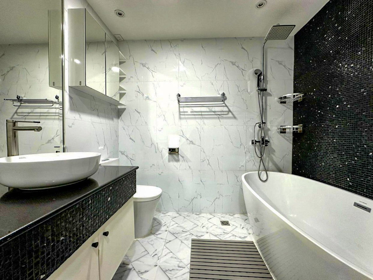 รูป 2 Bedroom Condo for Sale at Regent Pratamnak Pattaya - รูปที่ 13/14