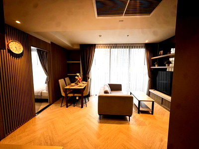 ขายคอนโด : 2 Bedroom Condo for Sale at Andromeda in Pratumnak Hill Pattaya
