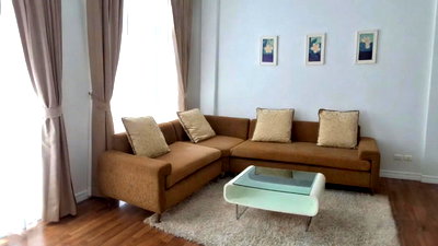 เช่าทาวน์โฮม กรุงเทพมหานคร : ให้เช่าทาวน์โฮม 3 ชั้น Plus City Park Ekkamai - Ramintra นวลจันทร์ 32 บ้านเล่นระดับ เพดานสูง โปร่ง โล่ง ฟังก์ชันครบ พร้อมอยู่ ทำเลนวลจันทร์