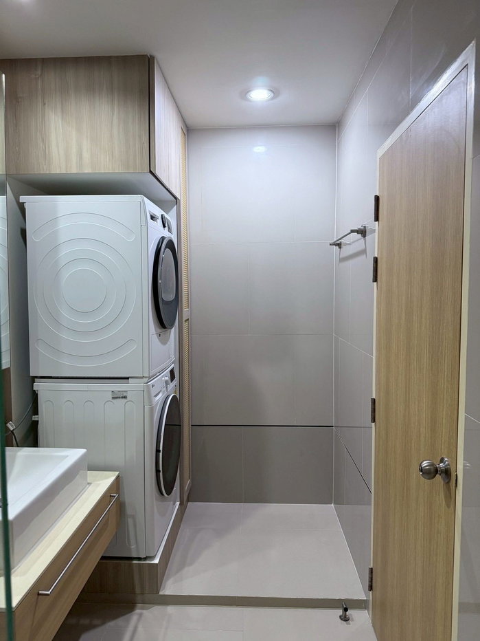 รูป [VR0262]🔥 32,000/เดือน | The Issara ลาดพร้าว ห้องมุม 50 ตร.ม. รีโนเวทใหม่สวยกริ๊บ ใกล้ MRT เพียง 450 ม. 🔥 - รูปที่ 11/17