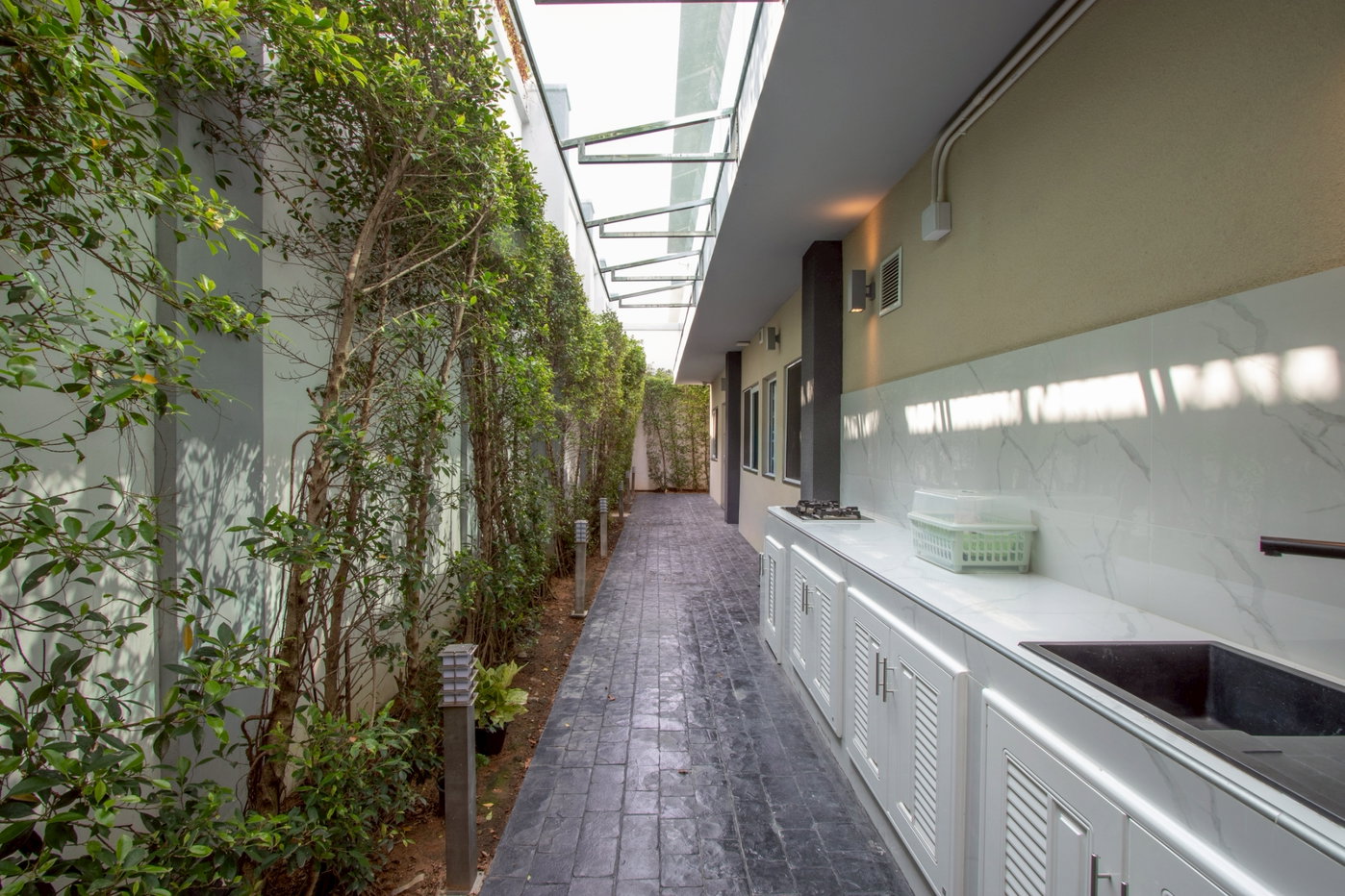 รูป Luxury Pool Villa for Sale Pattaya 10 Bedroom Hilltop Estate - รูปที่ 30/31