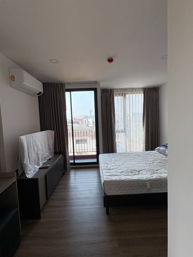 Ready to move in. Two-sided view. Near Wang Hin, Ratchada 32 📢 Line : @085pucam / 0627941024 🥳 YKP Rental Condo