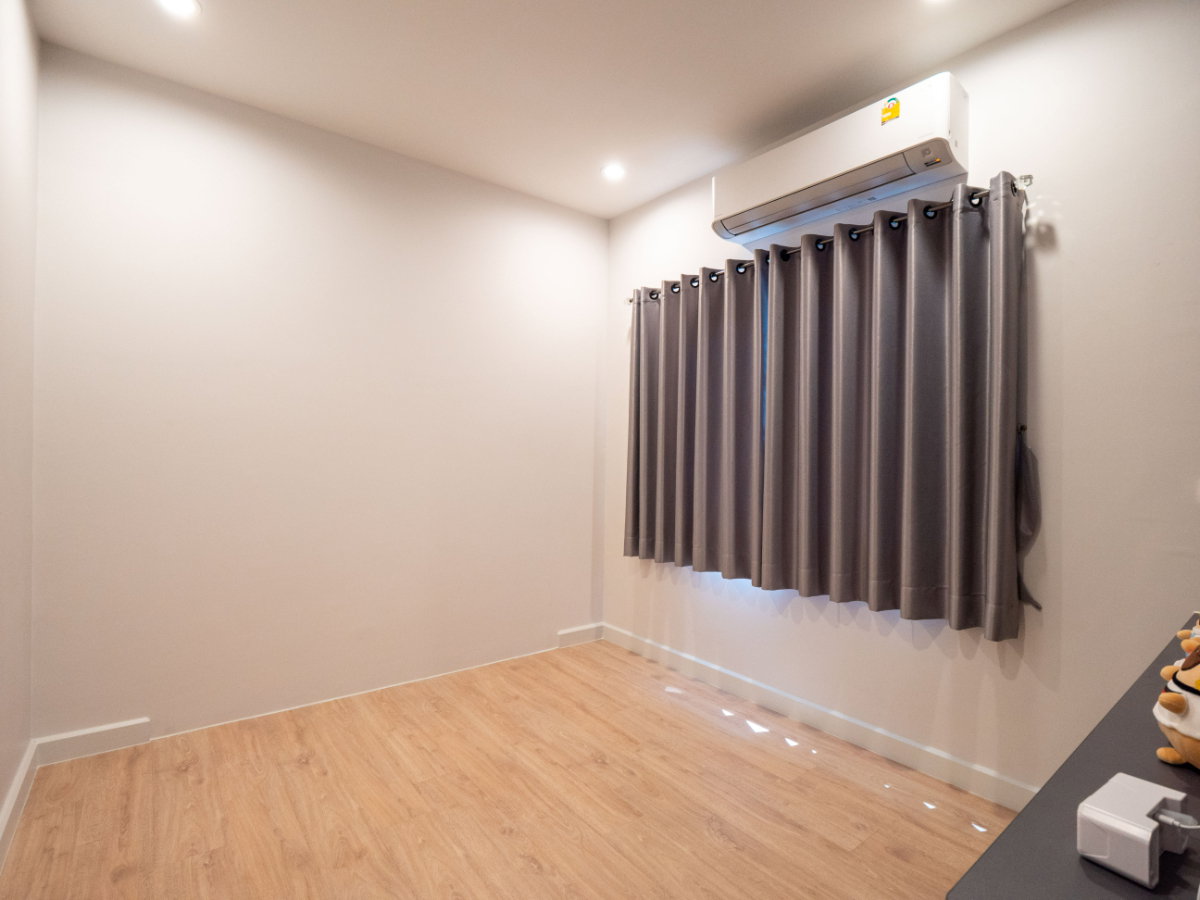 รูป #ขายบ้านราคาดีที่สุด #ซิตี้เซนส์พลัสพระราม2ท่าข้าม #หลังมุม #ใกล้ส่วนกลางและสระว่ายน้ำ พร้อมอยู่ ตกแต่งบิ้วอินหรู พร้อมเฟอร์นิเจอร์ครบครัน - รูปที่ 47/50