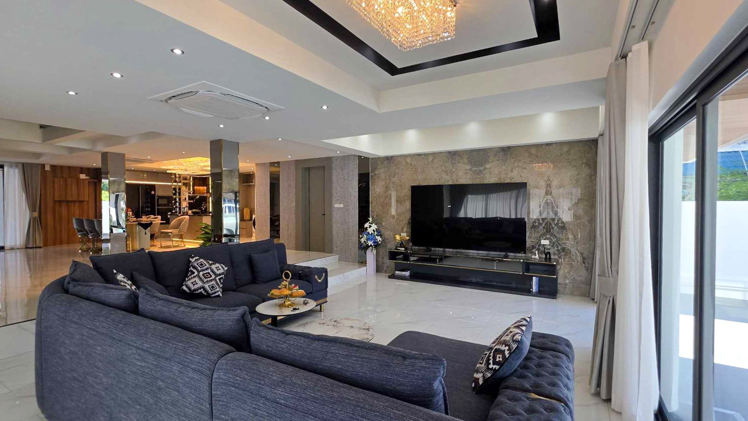 รูป 4 Bedroom Pool Villa for Sale in Na Jomtien Pattaya - รูปที่ 3/14