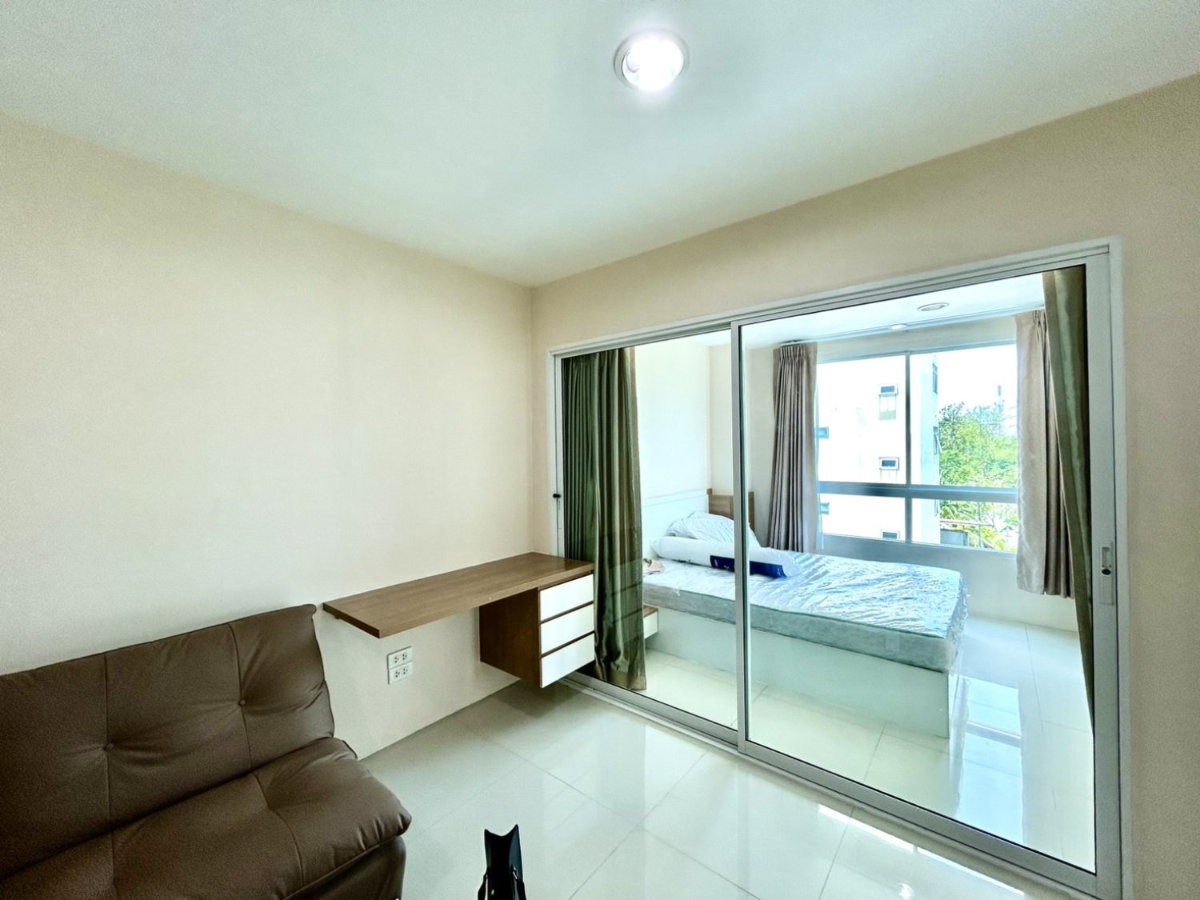 รูป ห้องใหม่เหมือนเพิ่งเปิดโครงการ ขายต่ำกว่าราคาประเมิน !! ขายคอนโด 2 ห้องนอน เพิ่งรีโนเวทเครื่องไฟฟ้าใหม่ทุกชิ้น เดอะกั๊มคอนโดมิเนียม H  - รูปที่ 3/14