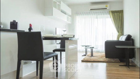 2-BR Condo At The Seed Musee Sukhumvit 26 Near BTS Phrom Phong (ID 662921)