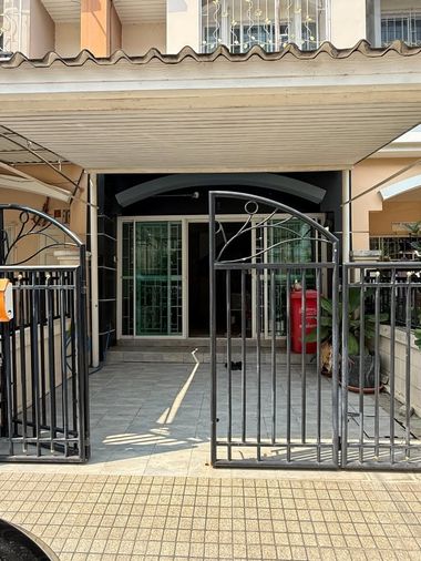 4-bed townhouse for sale, 160 sqm, 17.5 sq wah, Prinyaluck Wongwaen - Sathorn