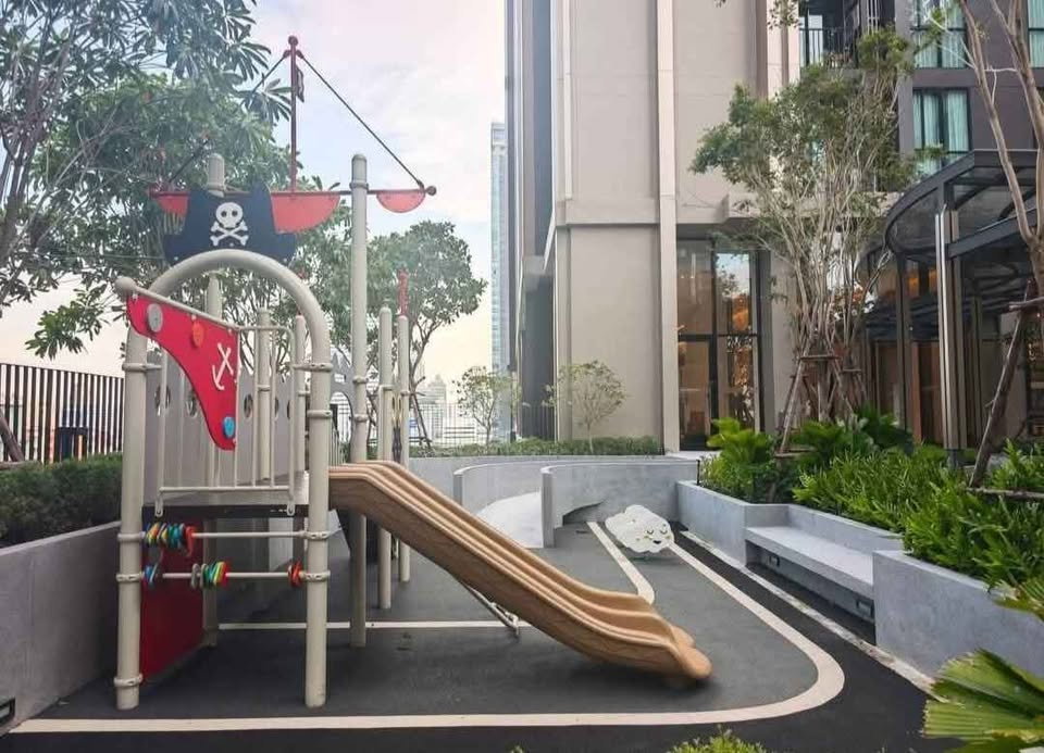picture Condo for Rent: NUE District R9 - 43/44