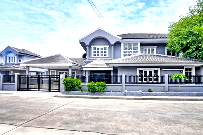 เช่าบ้านเดี่ยว เขตหนองจอก : คฤหาสน์ใหญ่มาก ให้เช่า 5นอน 6แอร์ 7-Elevenสุวินทวงศ์ 44 450 ม. รักสัตว์ ตลาดหนองจอก 1.2 กม. 5น้ำ 100ตรว. จอดรถ4คัน โลตัส2.3 กม.บิ๊กซี