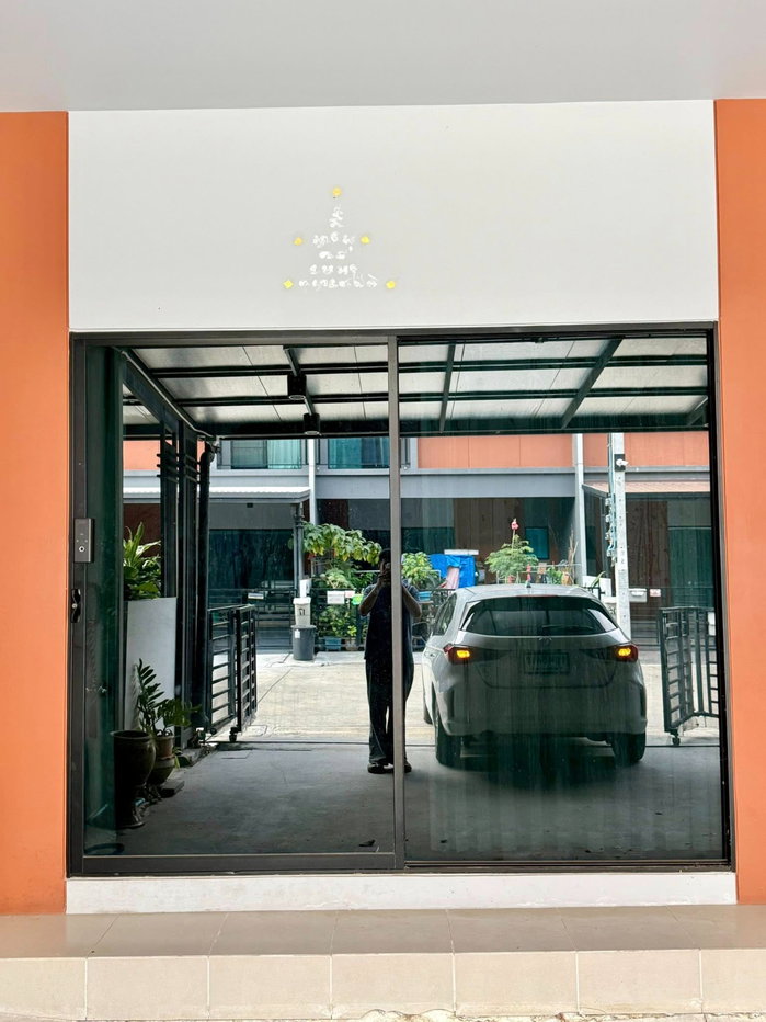 รูป ขายทาวน์โฮม 2 ชั้น สไตล์ Modern ราคาถูกที่สุดในโครงการ Siri Place Kalapapruek - Sathorn (สิริ เพลส กัลปพฤกษ์ – สาทร) ใกล้รถไฟฟ้าMRT บางแค - รูปที่ 2/31