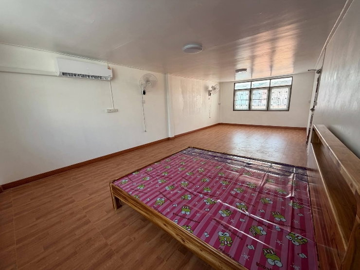 picture Renting a newly renovated single house | Soi Wachirathammasatit 57  - 7/7