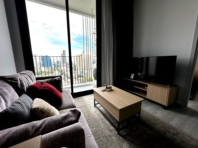 เช่าคอนโด รพ.สมิติเวช สุขุมวิท : Code: 26KJ1837  ให้เช่า XT EKKAMAI 🔥🔥 จองเดือนนี้รับส่วนลด1,000บาท 🔥🔥 @kjcondo (มี@ข้างหน้าด้วยนะคะ)