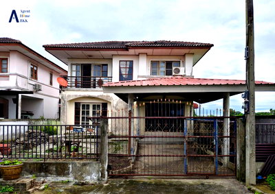 บ้านเดี่ยว กรุงเทพมหานคร : ขายบ้านเดี่ยว Lake Garden Home ลาดกระบัง 2 ชั้น ทำเลดี ใกล้สนามบินสุวรรณภูมิ (Rt-01) 