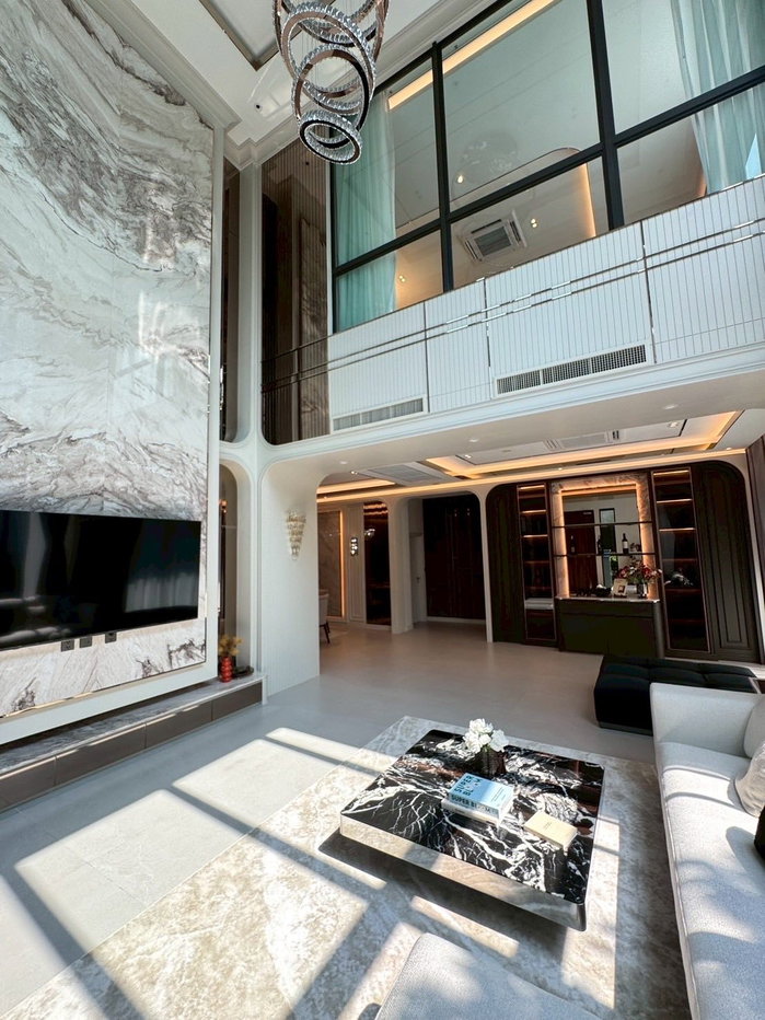 รูป 🏠 ขายบ้าน : Grand Bangkok Boulevard Rama9 - Krungthepkritha (แกรนด์ บางกอก บูเลอวาร์ด พระราม 9 - กรุงเทพกรีฑา)   รหัสทรัพย์ | 📌LNP-H964  - รูปที่ 18/26