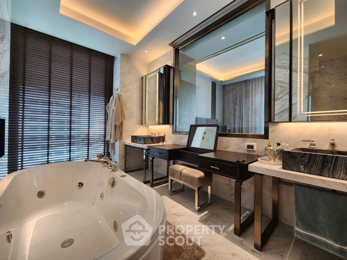 รูป คอนโด 3-ห้องนอน ที่ เดอะ เรสซิเดนซ์ แอท แมนดาริน โอเรียนเต็ล กรุงเทพฯ ใกล้ BTS สะพานตากสิน (ID 2723608) - รูปที่ 5/8