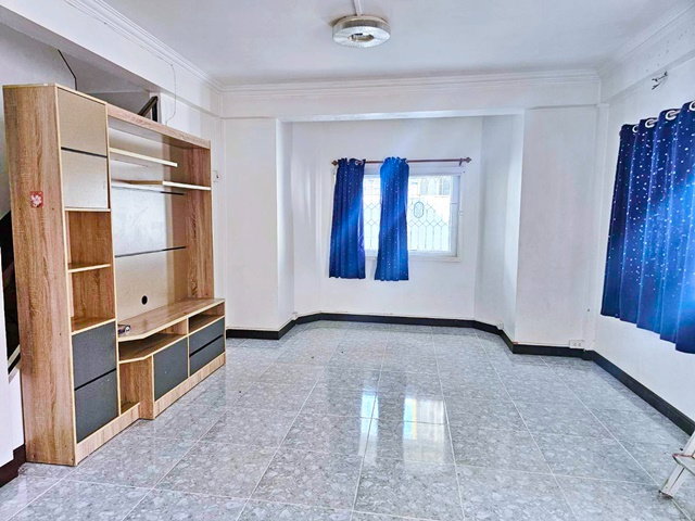 รูป รพ.เวชธานี 2.3 กม. บ้านเดี่ยว 4 นอน MRTเดอะมอลล์ บางกะปิ 450ม. 50 ตร.ว. 200 ตร.ม. เดินทางสะดวก แฮปปี้แลนด์ 2 น้ำ - รูปที่ 4/6