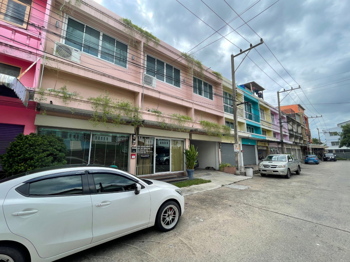 รูป ขายโฮมออฟฟิศ ลำลูกกา คลอง 2 | 2 คูหา 3 ชั้น เชื่อมทะลุกัน แต่งครบพร้อมเข้าใช้งาน เหมาะสำหรับออฟฟิศ  - รูปที่ 13/23