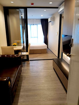 Condos for rent : Regent Home wutthakat for rent.