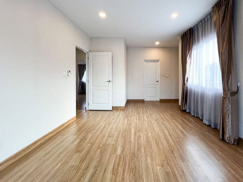 รูป ขายบ้านเดี่ยว เซนโทร ประชาอุทิศ 90 ซอยประชาสามัคคี อนาคตใกล้รถไฟฟ้าสายสีม่วง  - รูปที่ 9/10