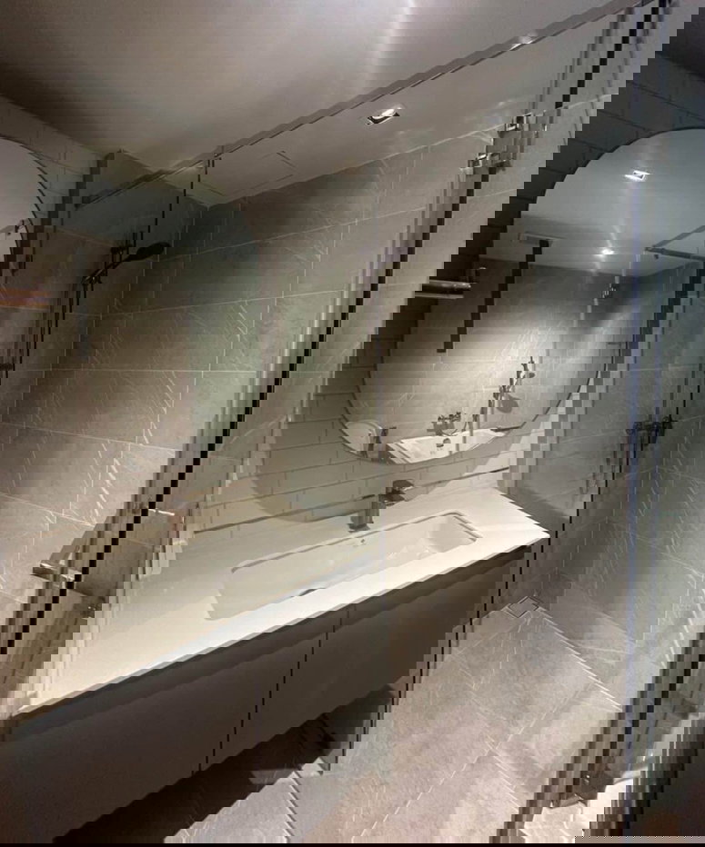 picture Chapter Thonglor 25 - 6/14