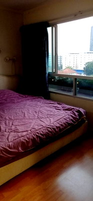 Condos for rent : Condo for rent, Ramkhamhaeng 44, Studio 30 sqm 6th floor fully furnished, swimming pool view