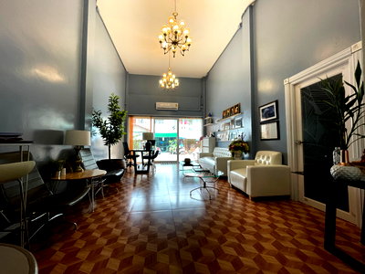 อาคารพาณิชย์ ตลาดเซฟวัน โก : ขายโฮมออฟฟิศ ลำลูกกา คลอง 2 | 2 คูหา 3 ชั้น เชื่อมทะลุกัน แต่งครบพร้อมเข้าใช้งาน เหมาะสำหรับออฟฟิศ 