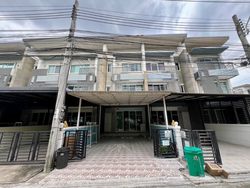 ขายทาวน์โฮม : ขายทาวน์โฮม 2 ชั้น Town Avenue พระราม 9 บ้านสวย 2 ห้องนอนใหญ่ ทำเลกรุงเทพกรีฑา 7 ใกล้รถไฟฟ้า ฟังก์ชันลงตัว พร้อมอยู่