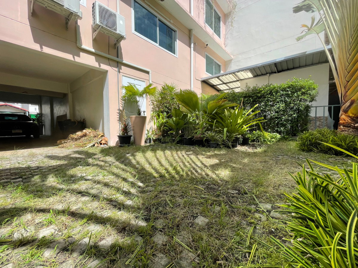 รูป ขายโฮมออฟฟิศ ลำลูกกา คลอง 2 | 2 คูหา 3 ชั้น เชื่อมทะลุกัน แต่งครบพร้อมเข้าใช้งาน เหมาะสำหรับออฟฟิศ  - รูปที่ 17/23