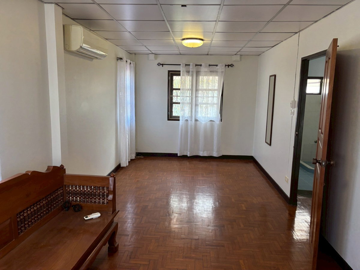 รูป ให้เช่าบ้านเดี่ยว 2 ชั้น 3 ห้องนอน 2 ห้องน้ำ หางดง ใกล้นานาชาติ เดินทางเข้าเมืองสะดวก เลี้ยงสัตว์ได้ - รูปที่ 12/22