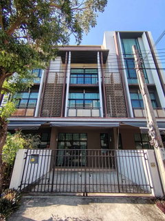 รูปภาพ  For Rent: Flora Wong Sawang Townhome, 3 Bedrooms | 3 Bathrooms, 29,000 THB