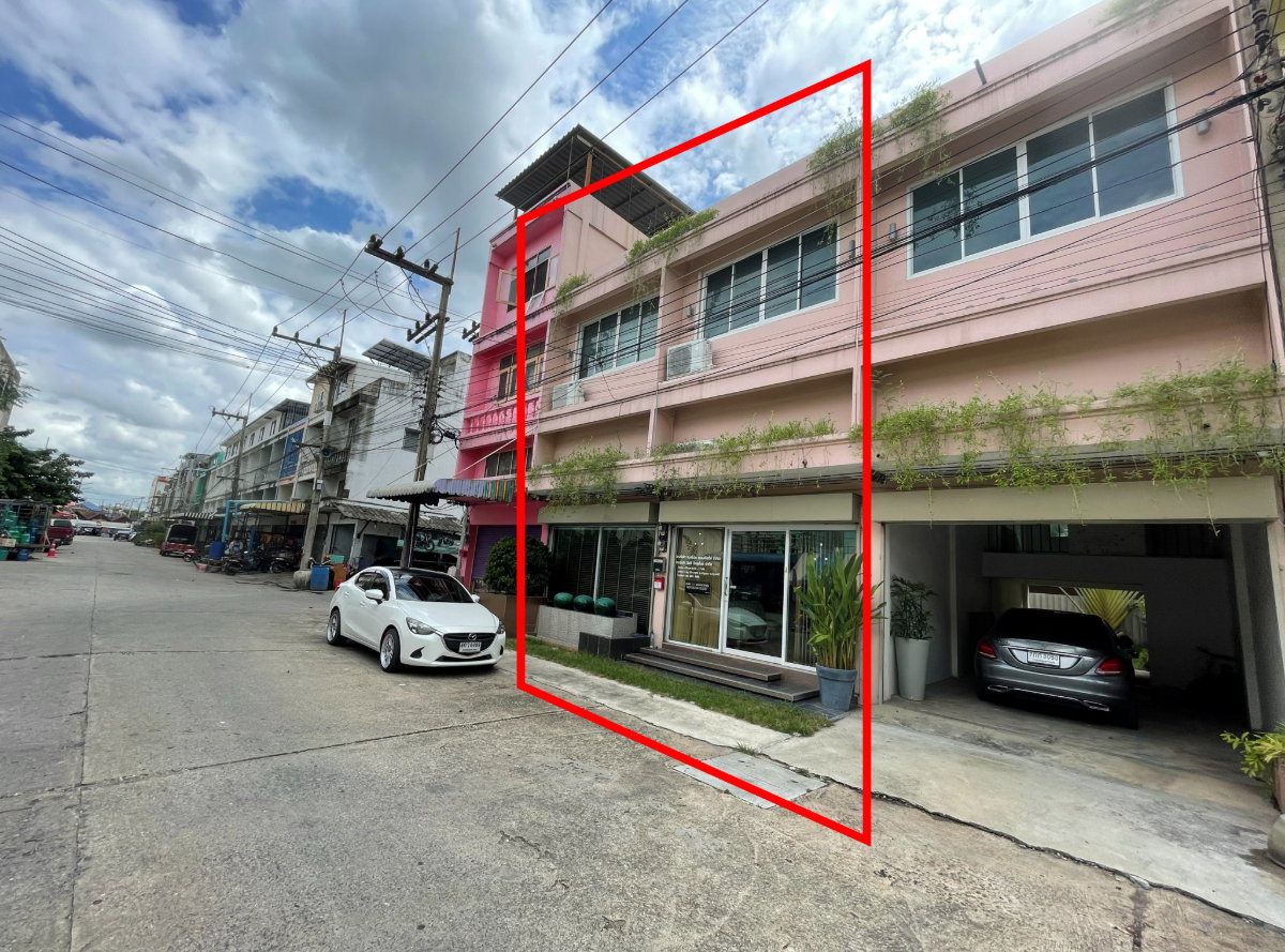 รูป ขายโฮมออฟฟิศ ลำลูกกา คลอง 2 | 2 คูหา 3 ชั้น เชื่อมทะลุกัน แต่งครบพร้อมเข้าใช้งาน เหมาะสำหรับออฟฟิศ  - รูปที่ 16/23