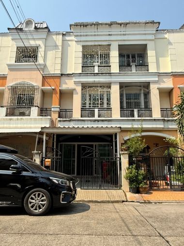 4-bed townhouse for sale, 160 sqm, 17.5 sq wah, Prinyaluck Wongwaen - Sathorn