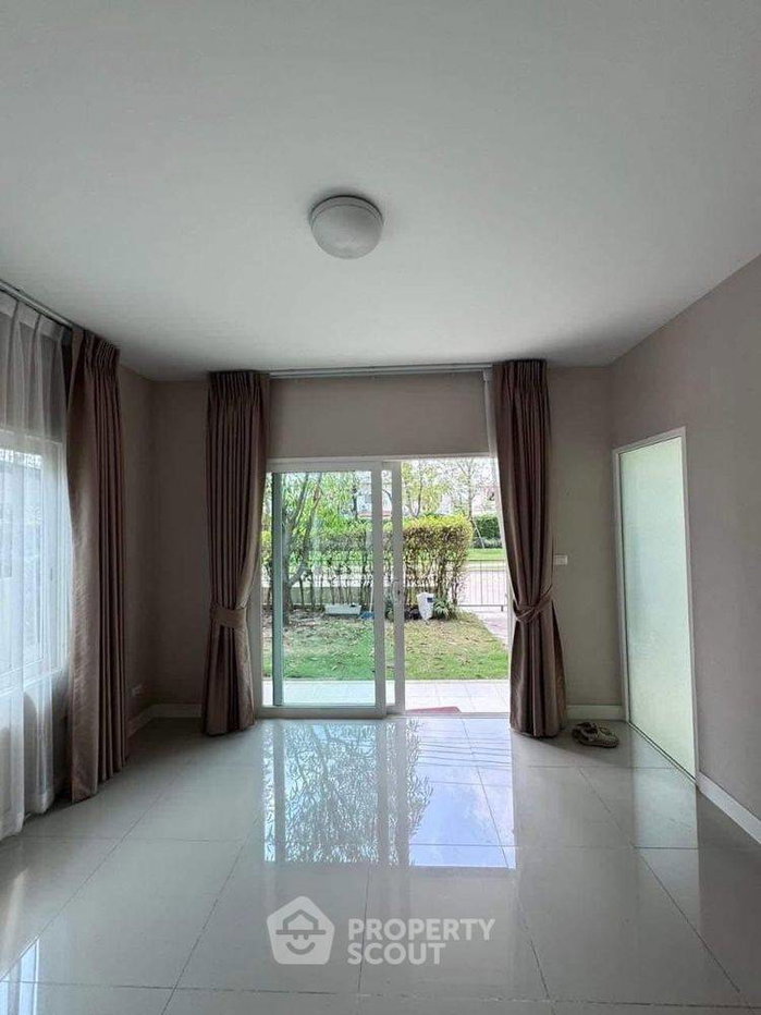 รูป บ้าน 3-ห้องนอน ใน บางบ่อ (ID 2585459) - รูปที่ 2/14
