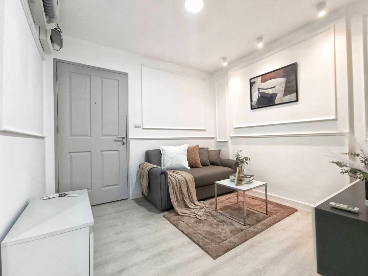 picture for sale only ready to move in - 5/7