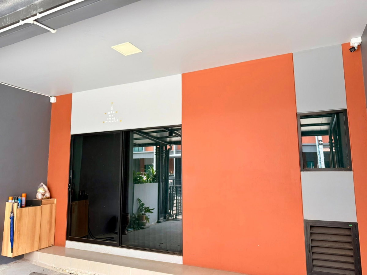 รูป ขายทาวน์โฮม 2 ชั้น สไตล์ Modern ราคาถูกที่สุดในโครงการ Siri Place Kalapapruek - Sathorn (สิริ เพลส กัลปพฤกษ์ – สาทร) ใกล้รถไฟฟ้าMRT บางแค - รูปที่ 3/31