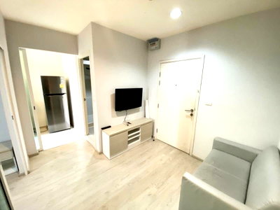 Condos for sale : Best price guaranteed! Like-new,unit for sale at Aspire Ratchada-Wongsawang. Move-in ready and perfectly located just steps from MRT Wong Sawang.