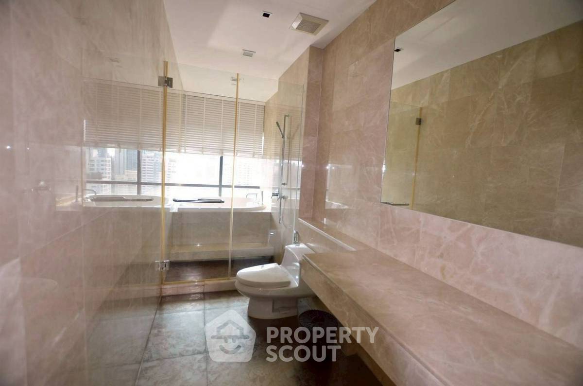 picture 3-BR Condo at Le Raffine Jambu Dvipa Sukhumvit 39 Condominium near BTS Phrom Phong (ID 2803159) - 11/11