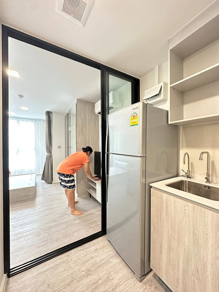 รูป ห้องสวยสไตล์รีสอร์ท บางนา ราคาดี พร้อมอยู่! 🔥 ให้เช่า Atmoz Tropicana บางนา ฟีลพักผ่อนเหมือนอยู่รีสอร์ททุกวัน 🌴✨ อยู่สบาย บรรยากาศดีสุดๆ - รูปที่ 3/9