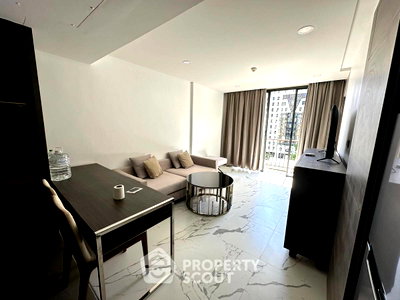 Condos for sale : 1-BR Condo at Klass Langsuan near BTS Chit Lom (ID 2802621)