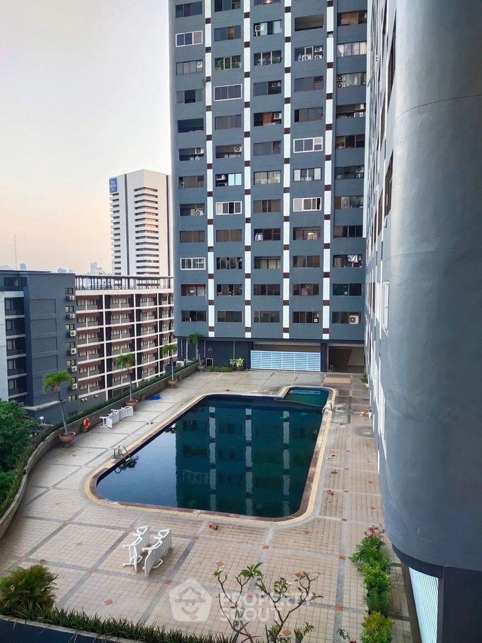 รูป คอนโด 2-ห้องนอน ที่ ศรีวรา แมนชั่น 2 ใกล้ MRT ศูนย์วัฒนธรรมแห่งประเทศไทย (ID 2806530) - รูปที่ 12/14