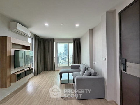 คอนโด 2-ห้องนอน ที่ ริธึ่ม สาทร ใกล้ BTS สะพานตากสิน (ID 2805776)
