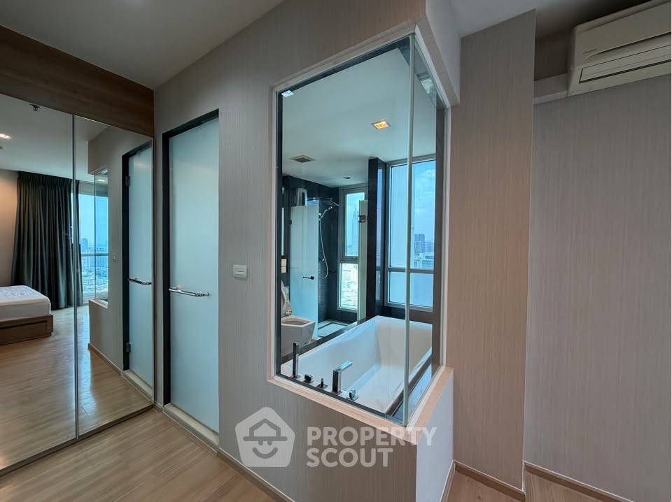 รูป คอนโด 2-ห้องนอน ที่ ริธึ่ม สาทร ใกล้ BTS สะพานตากสิน (ID 2805776) - รูปที่ 6/11