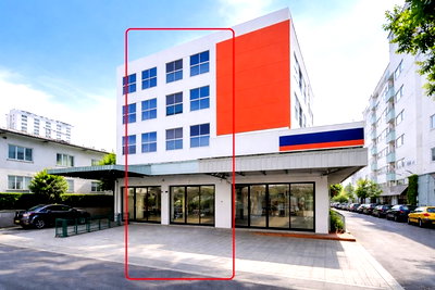 เช่าอาคารพาณิชย์ ม.เอแบค : เดอะมอลล์บางกะปิ800ม. แฮปปี้แลนด์เซ็นเตอร์ 200ม. ลาดพร้าว115-121 โชว์รูม อาคารพาณิชย์ 3.5 ชั้น 3นอน 3 ห้องน้ำ